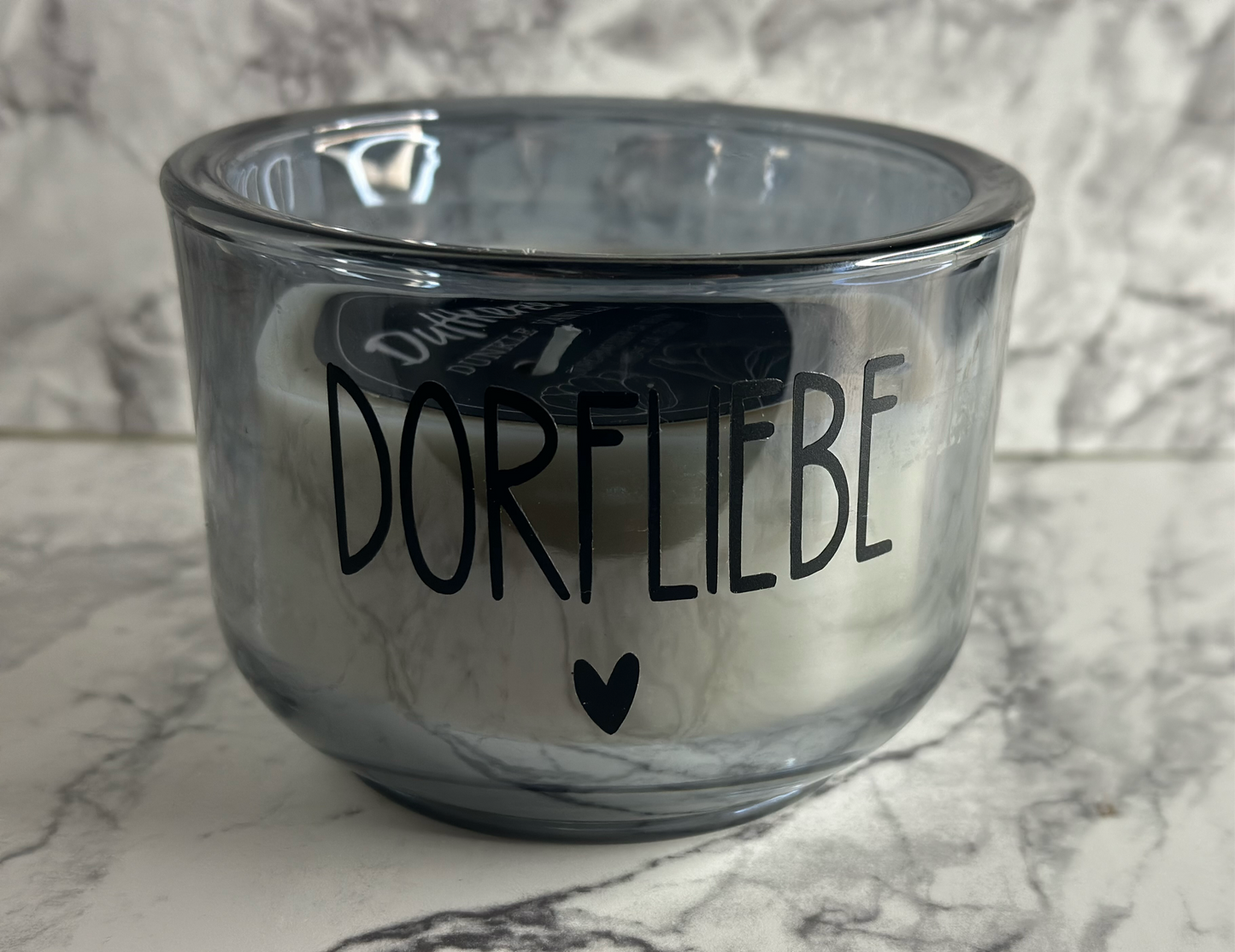 KERZE SCHWARZ „DORFLIEBE“