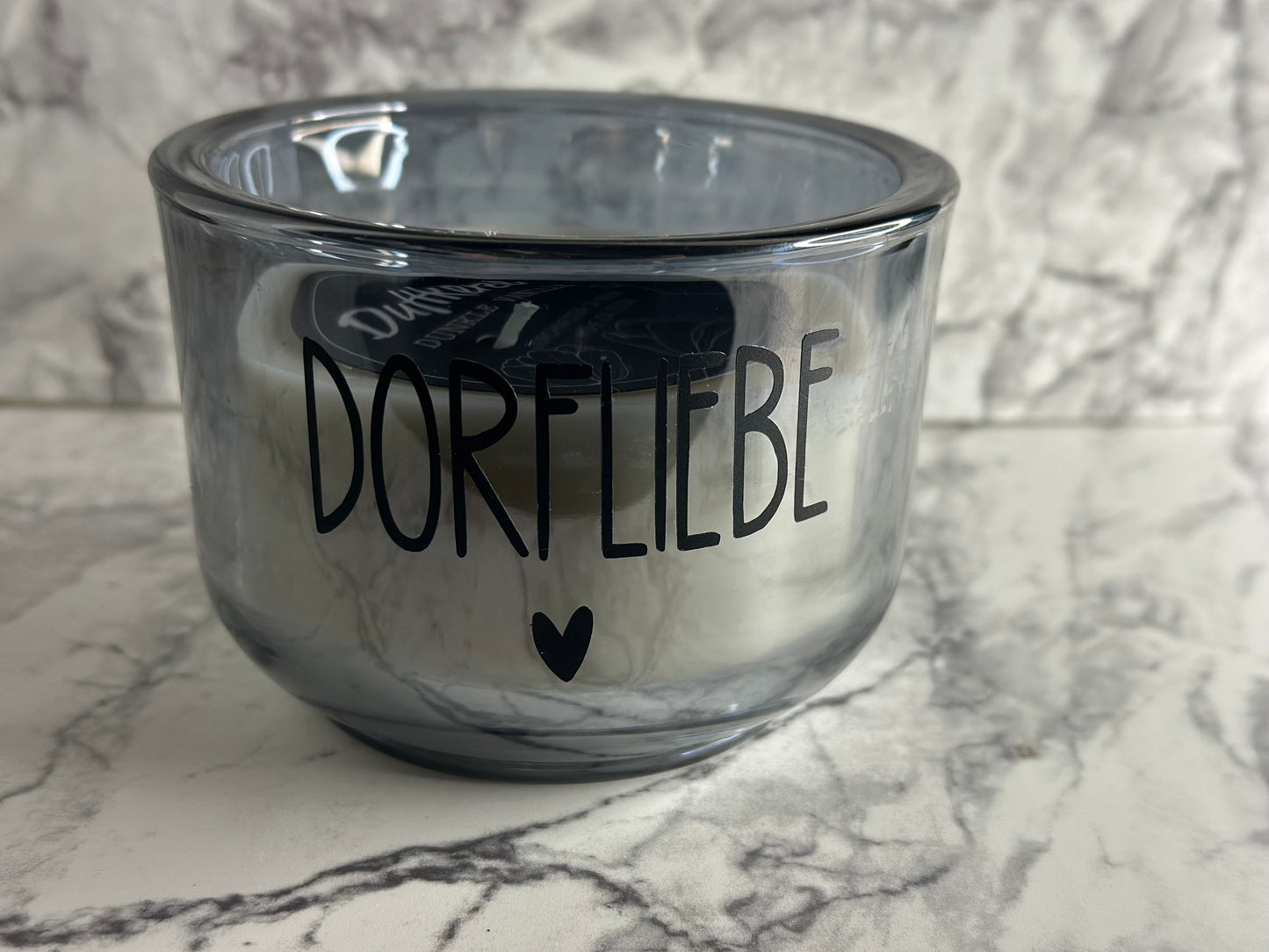 KERZE SCHWARZ „DORFLIEBE“