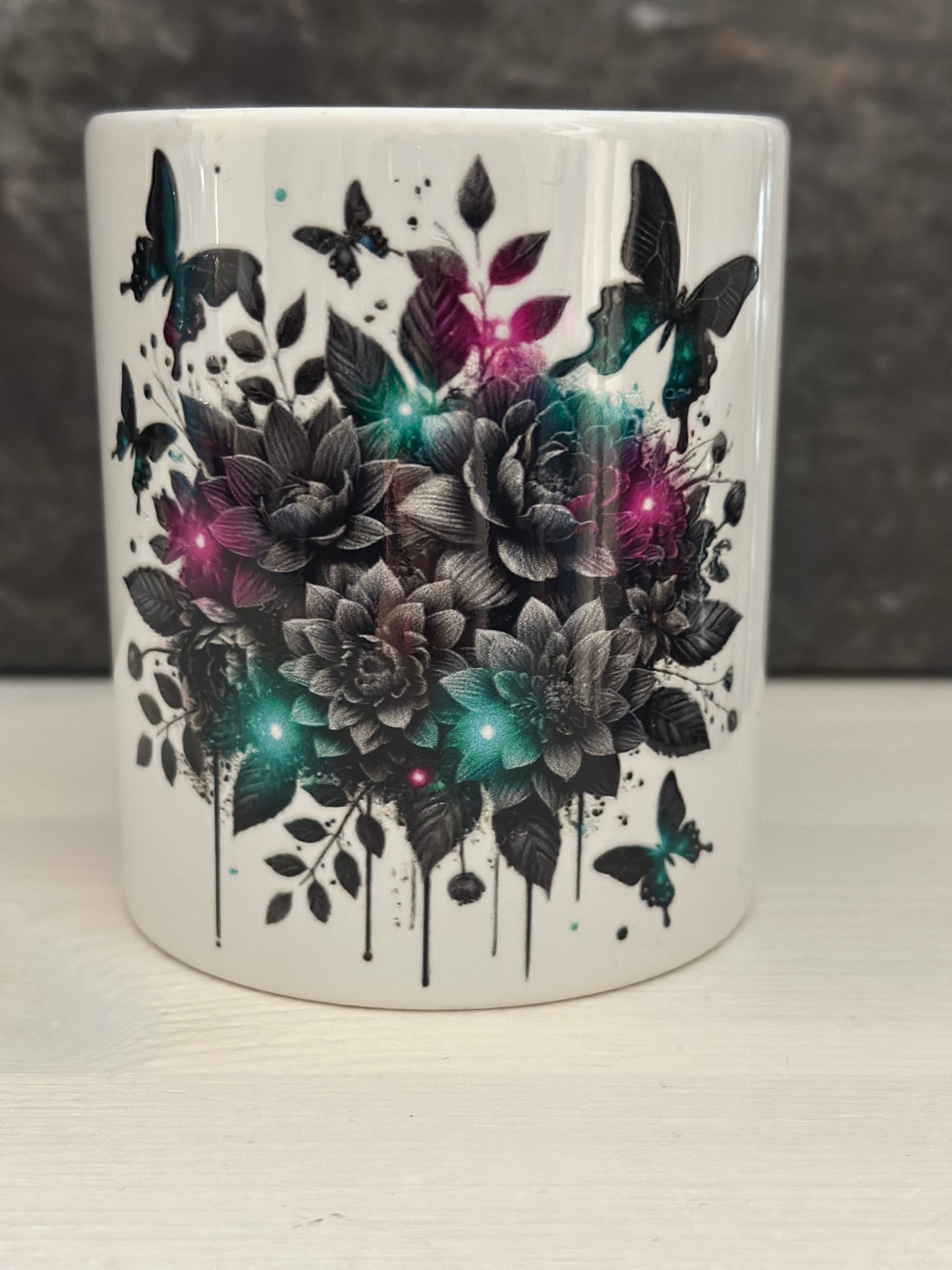 Tasse „Black Flowers“