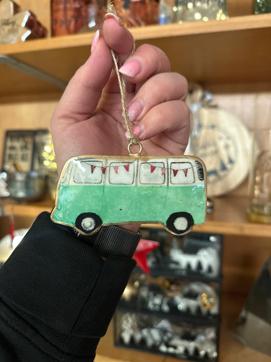Metall Bus grün